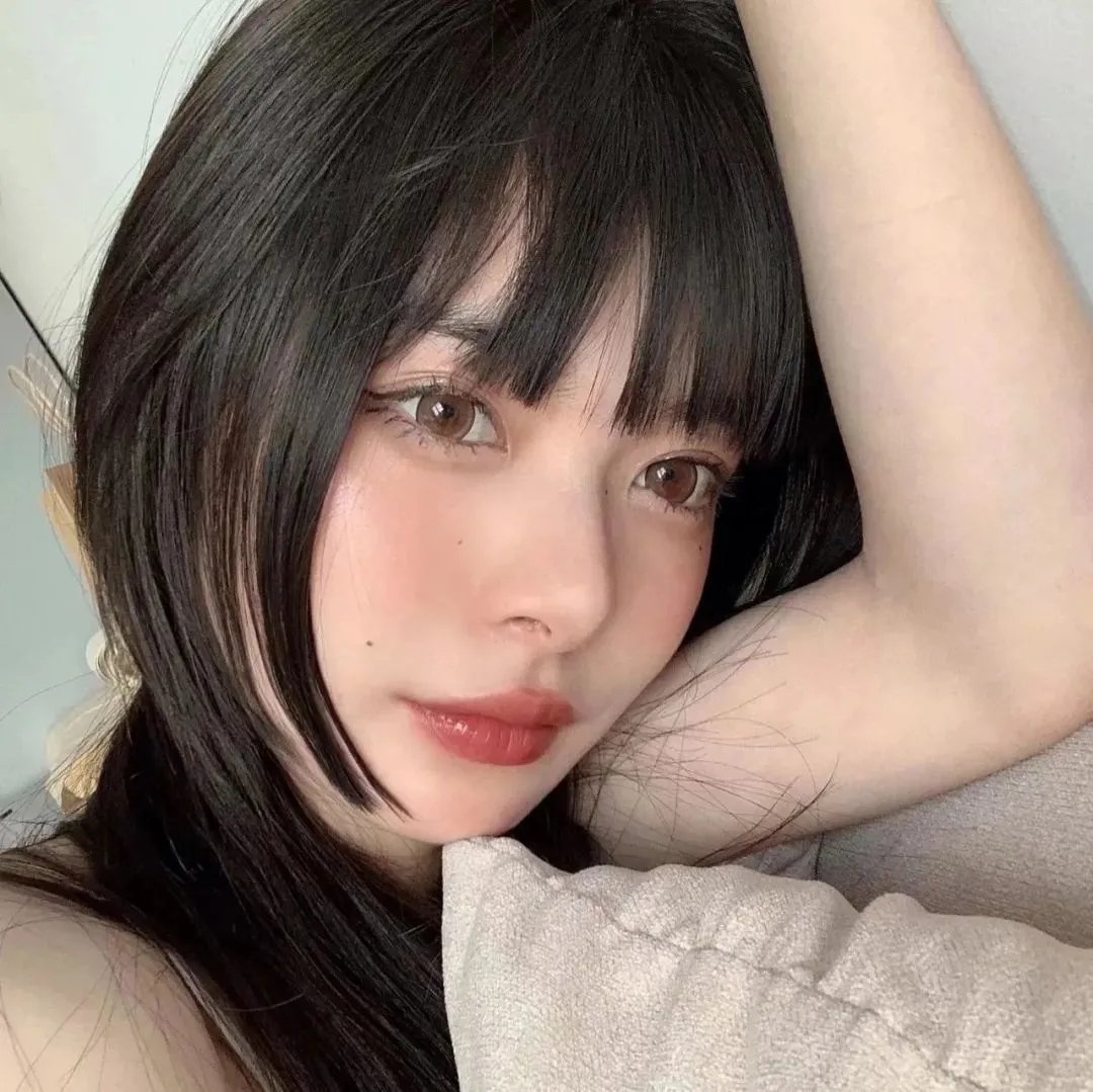 黄蜂女